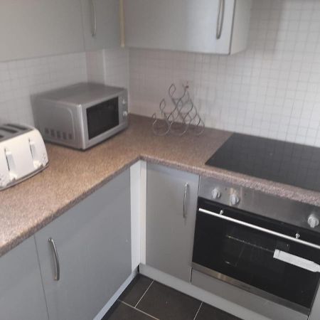 Penthouse Apartment Free Wi-Fi & Parking Occasional Bed Available Solihull Eksteriør billede