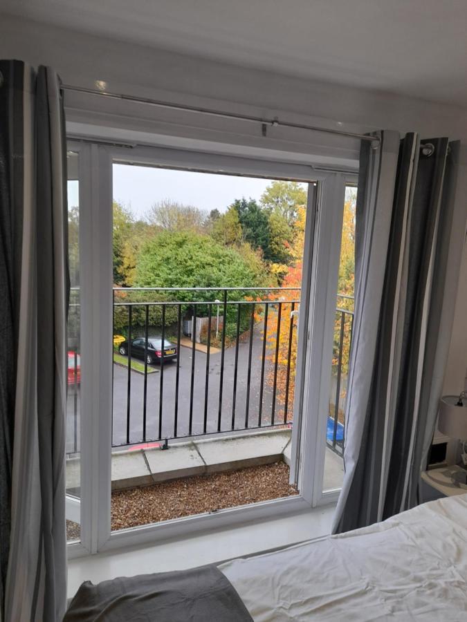 Penthouse Apartment Free Wi-Fi & Parking Occasional Bed Available Solihull Eksteriør billede