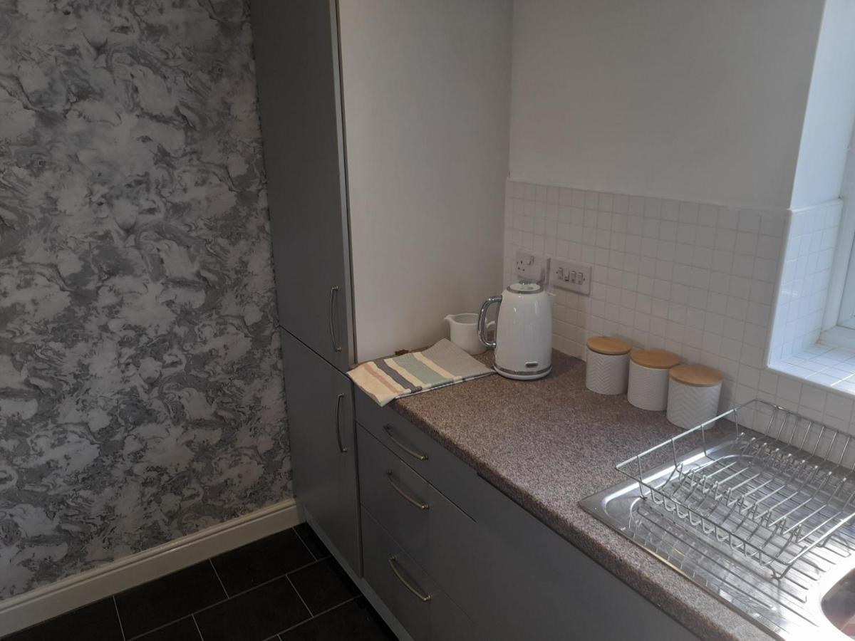 Penthouse Apartment Free Wi-Fi & Parking Occasional Bed Available Solihull Eksteriør billede
