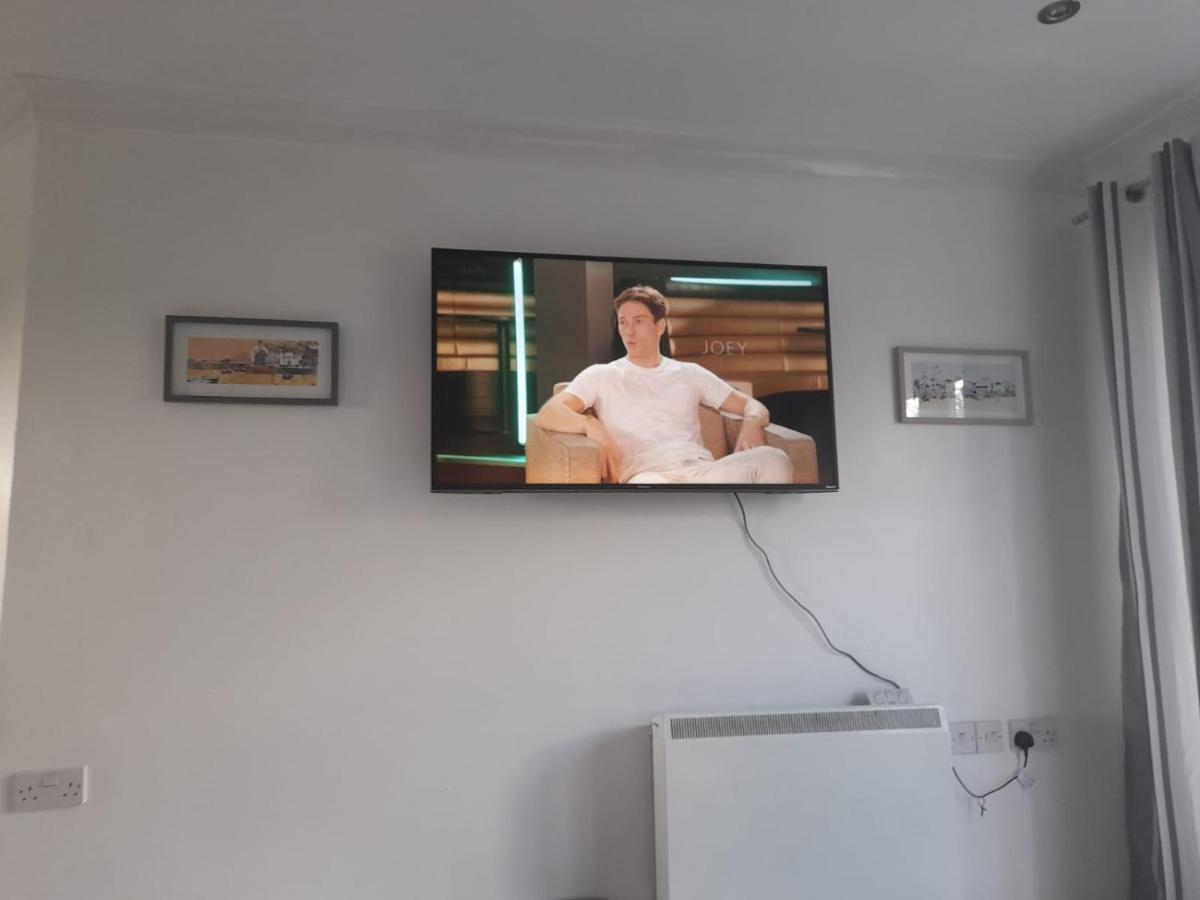 Penthouse Apartment Free Wi-Fi & Parking Occasional Bed Available Solihull Eksteriør billede