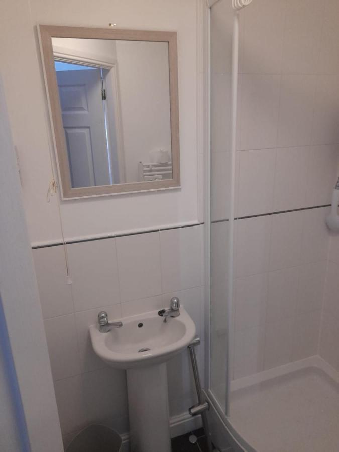 Penthouse Apartment Free Wi-Fi & Parking Occasional Bed Available Solihull Eksteriør billede